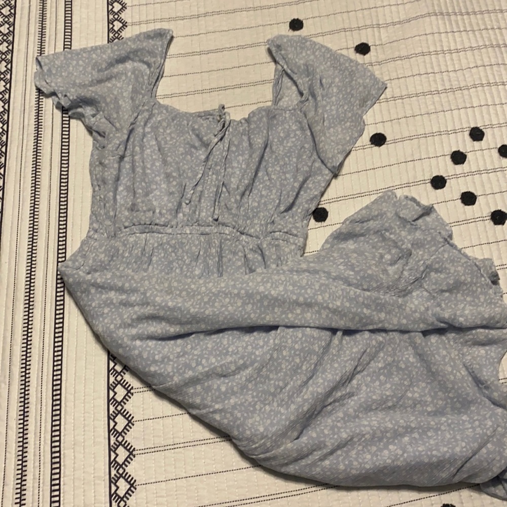 Baby blue Abercrombie midi dress